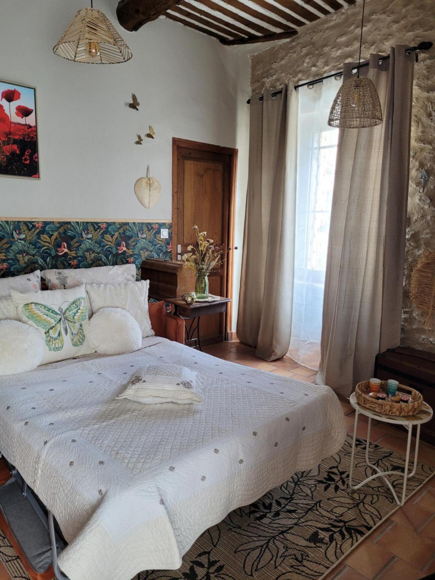 Provence Now Cabrieres-d'Avignon Quarto foto